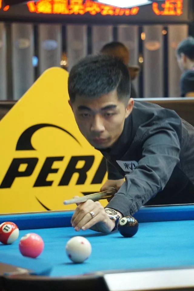 展示出令人 展示出令人