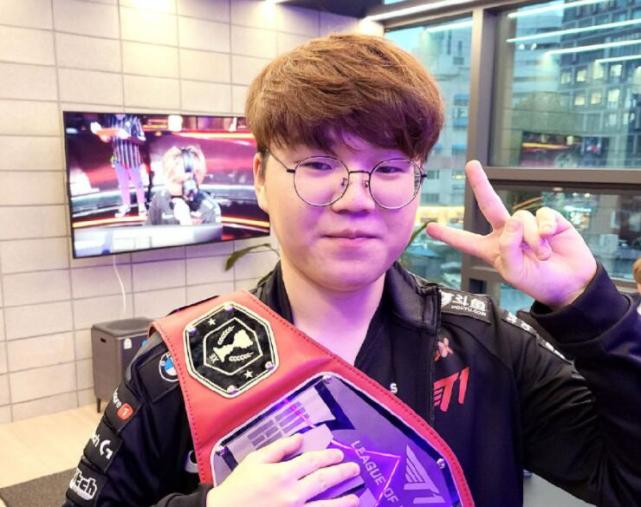 本按下暂停 本按下暂停